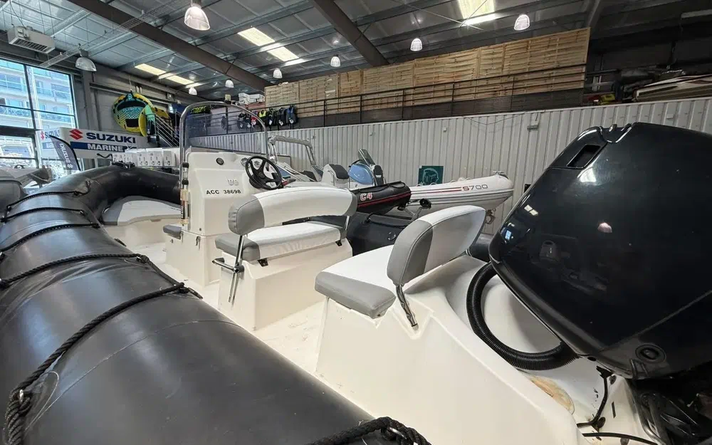 slider 3 Bombard Explorer 620 Sb