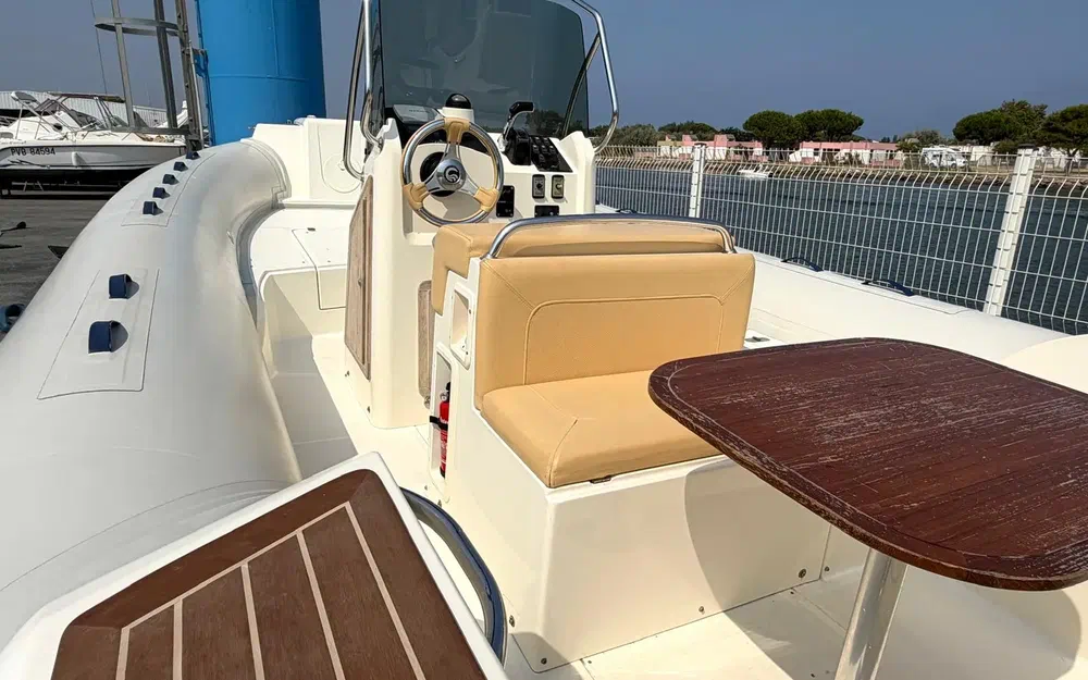 slider 7 Capelli Tempest 770