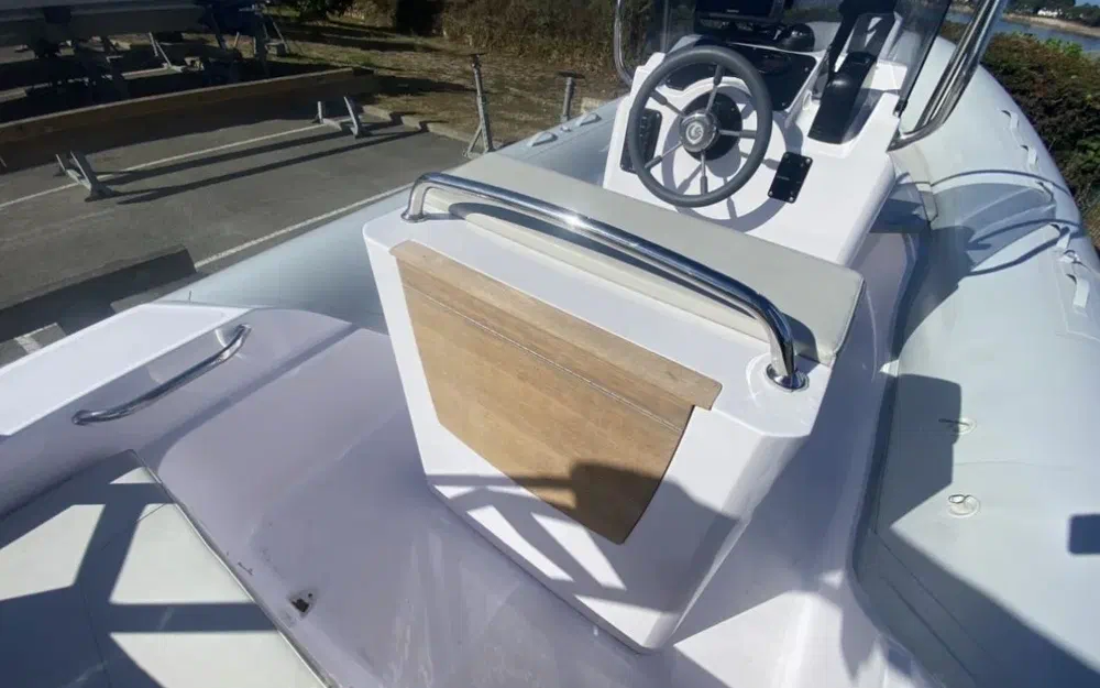 slider 11 Capelli Tempest 630