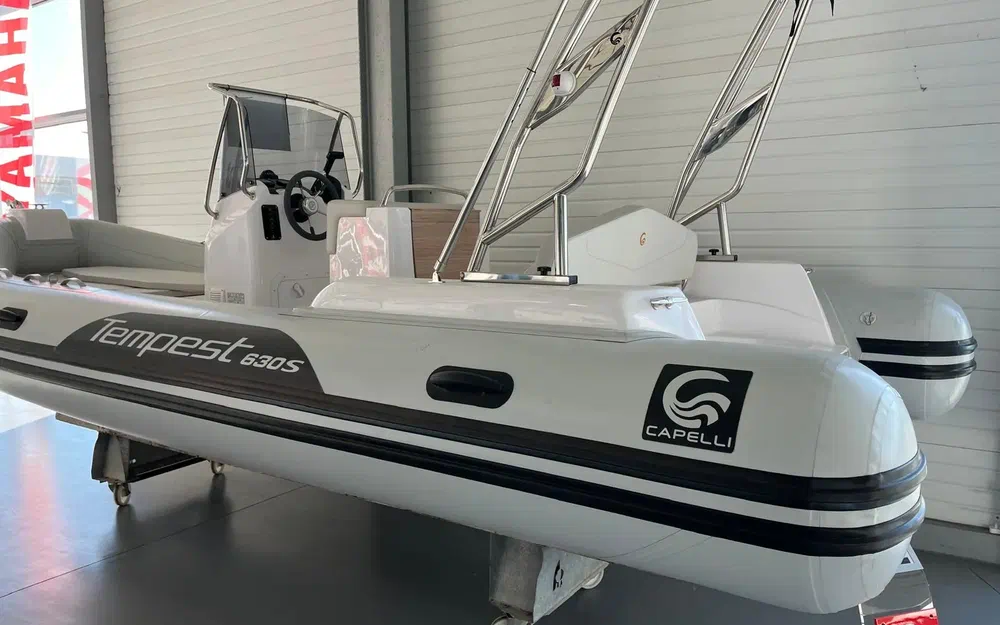 slider 1 Capelli Tempest 630