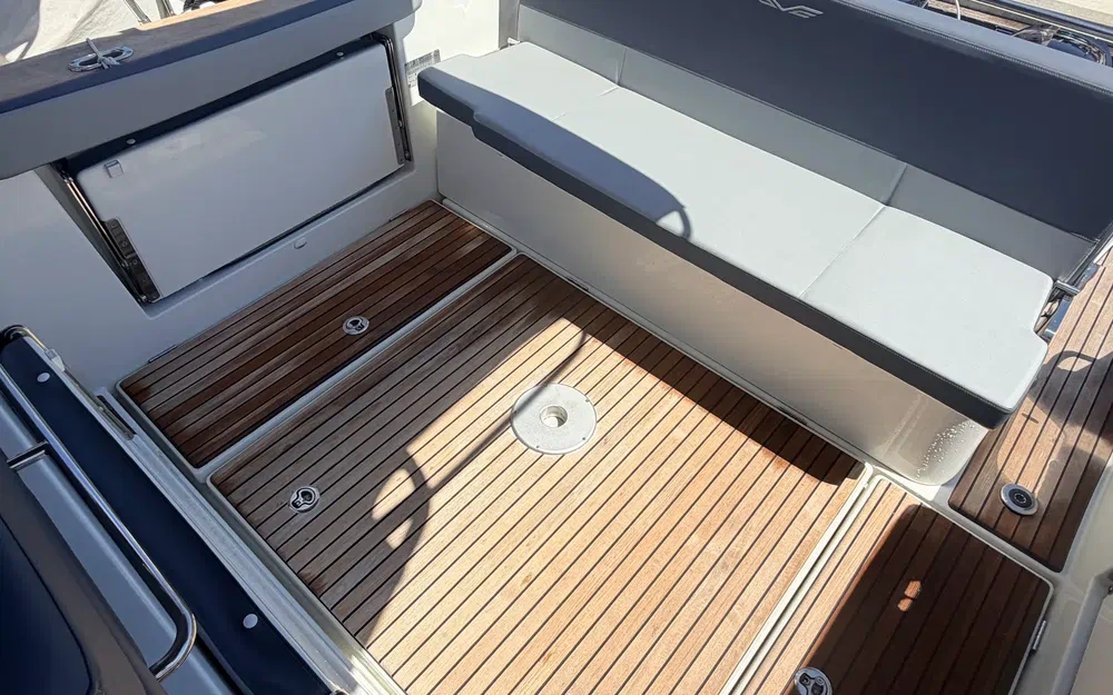 slider 5 Beneteau Flyer 8.8 SUNdeck
