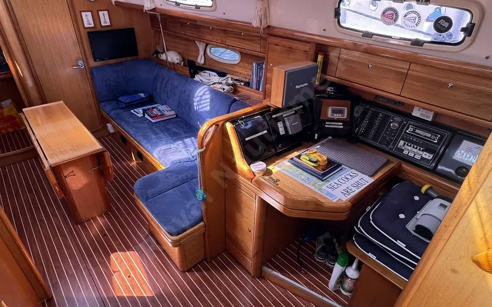 slider 16 Bavaria 37 Cruiser