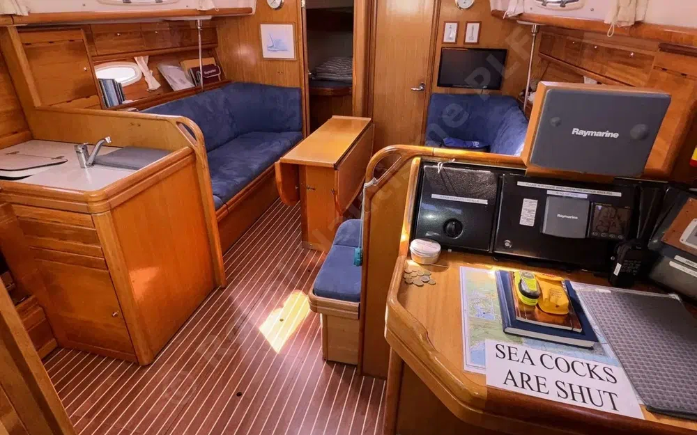 slider 18 Bavaria 37 Cruiser