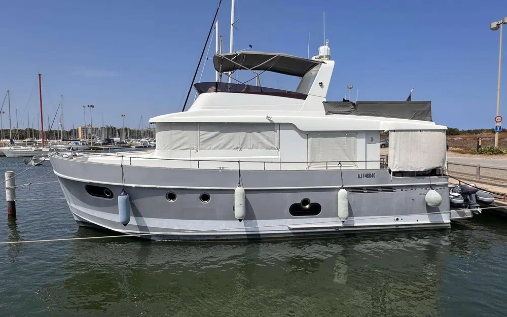 slider 0 Beneteau Swift Trawler 50