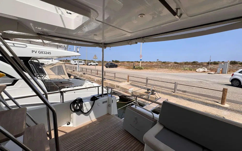slider 3 Beneteau Swift Trawler 50
