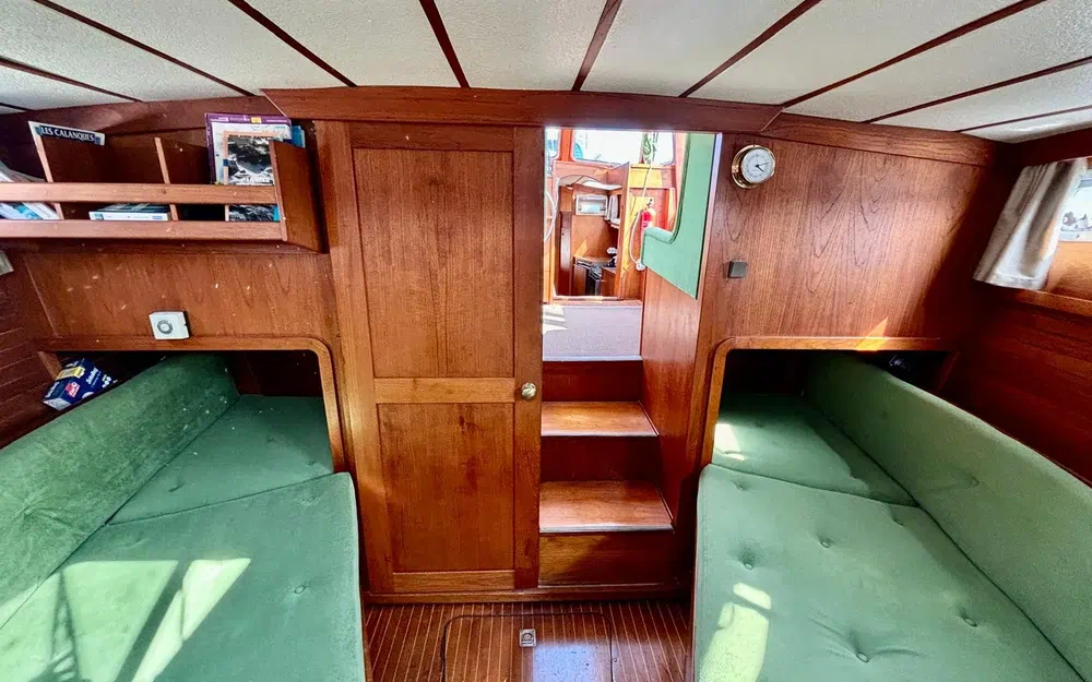 slider 17 Siltala Yachts Nauticat 33
