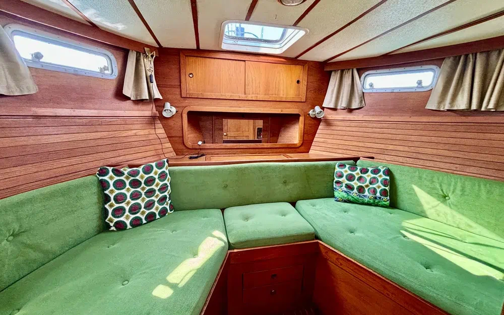 slider 33 Siltala Yachts Nauticat 33