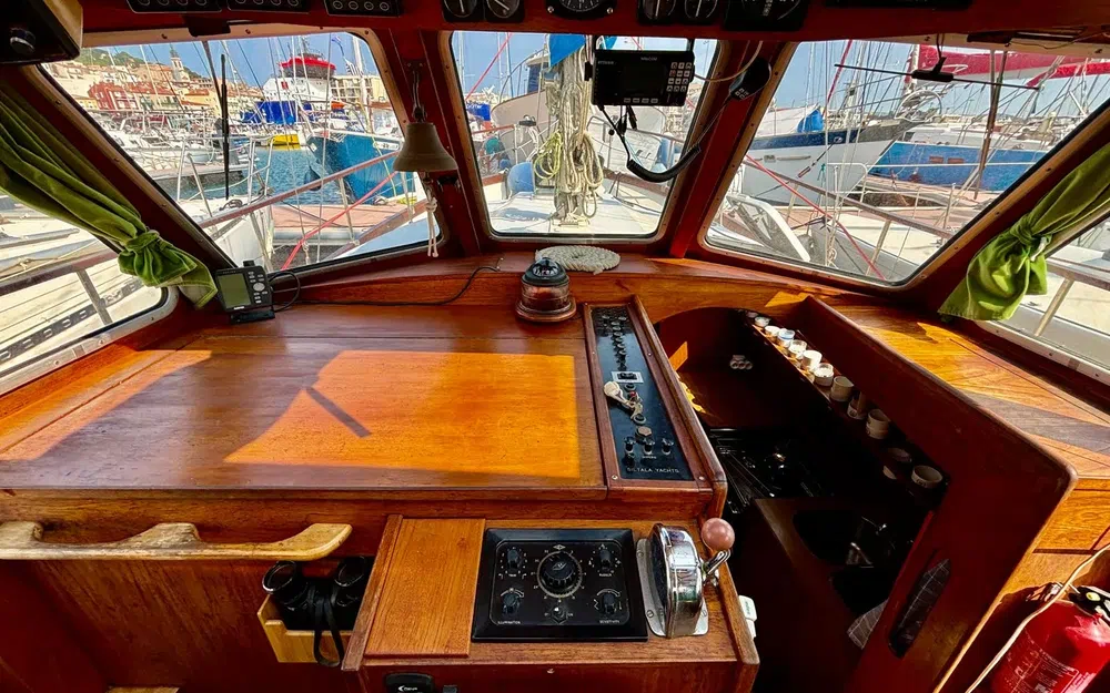 slider 25 Siltala Yachts Nauticat 33
