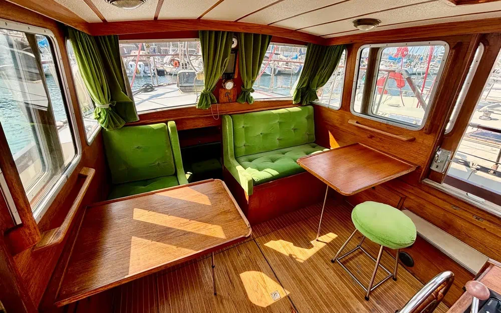 slider 15 Siltala Yachts Nauticat 33
