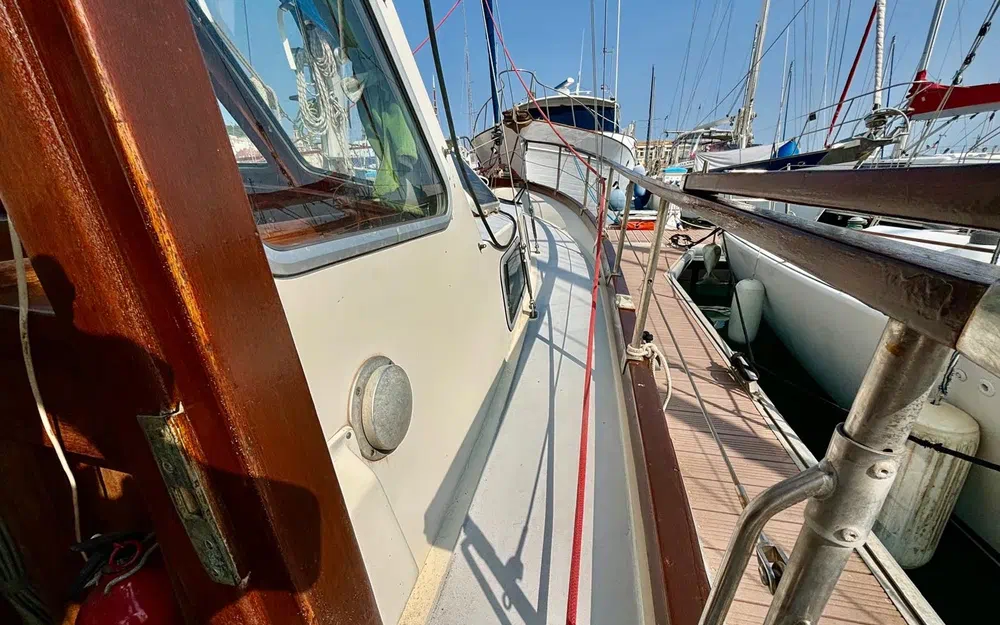slider 5 Siltala Yachts Nauticat 33