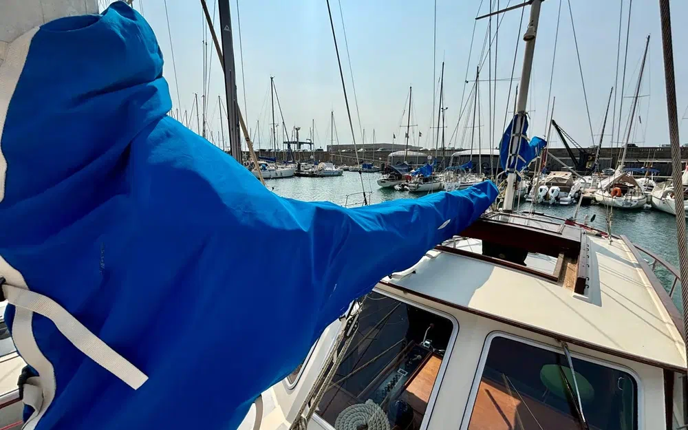 slider 11 Siltala Yachts Nauticat 33