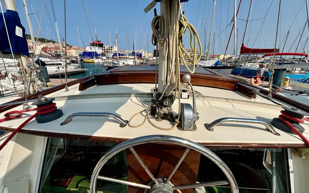 slider 4 Siltala Yachts Nauticat 33