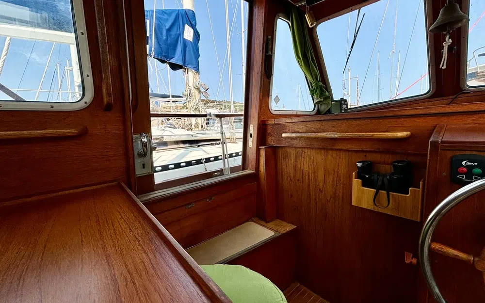 slider 30 Siltala Yachts Nauticat 33