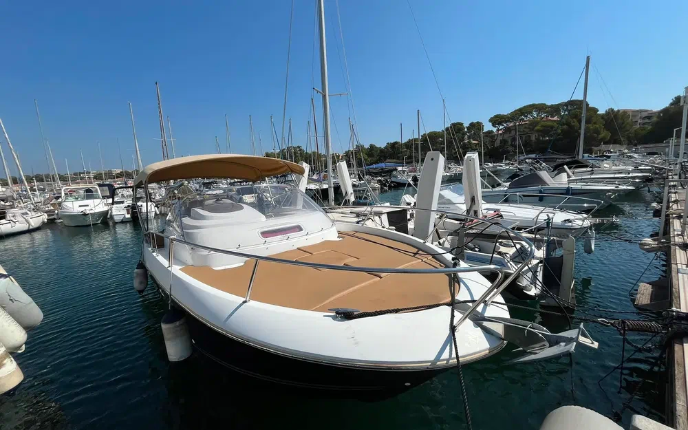 slider 1 Jeanneau Cap Camarat 8.5 WA
