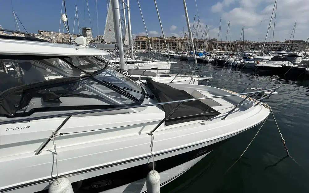 slider 2 Jeanneau Cap Camarat 12.5 WA