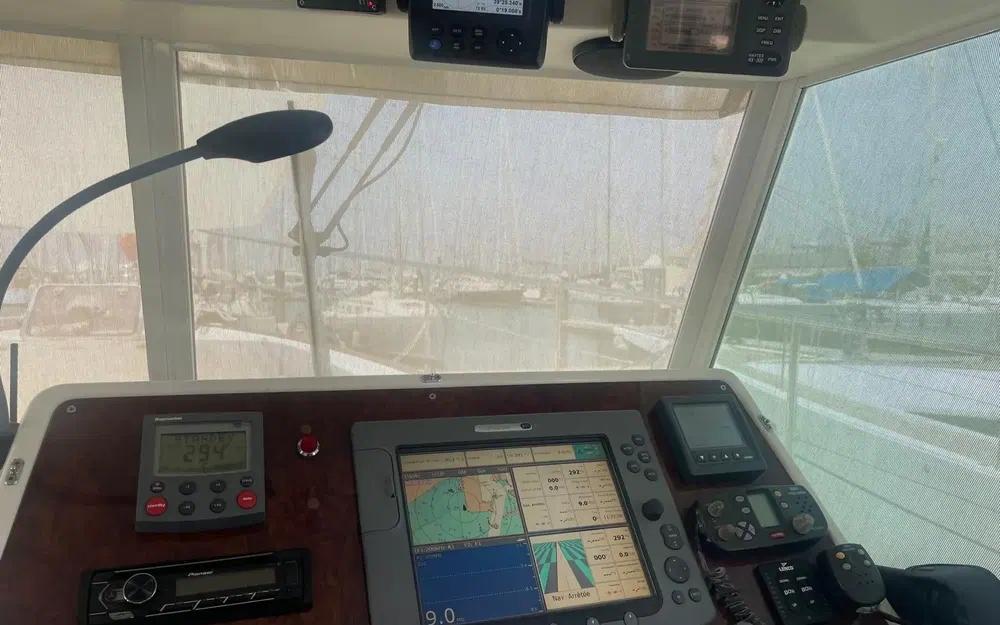 slider 11 Beneteau Swift Trawler 42