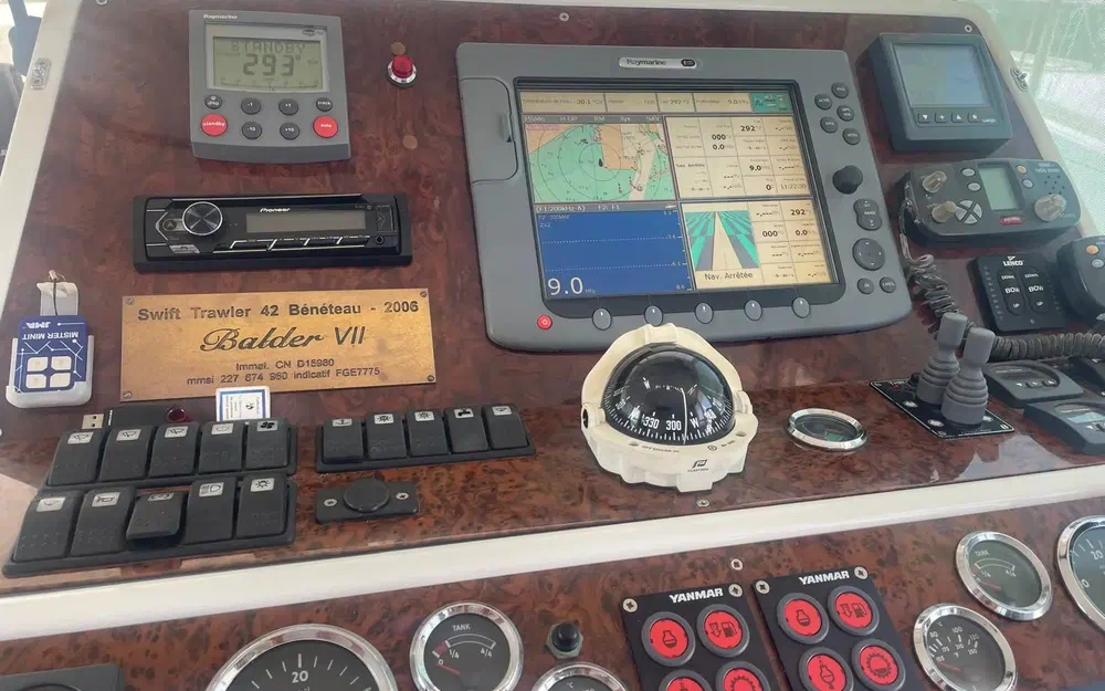 slider 12 Beneteau Swift Trawler 42
