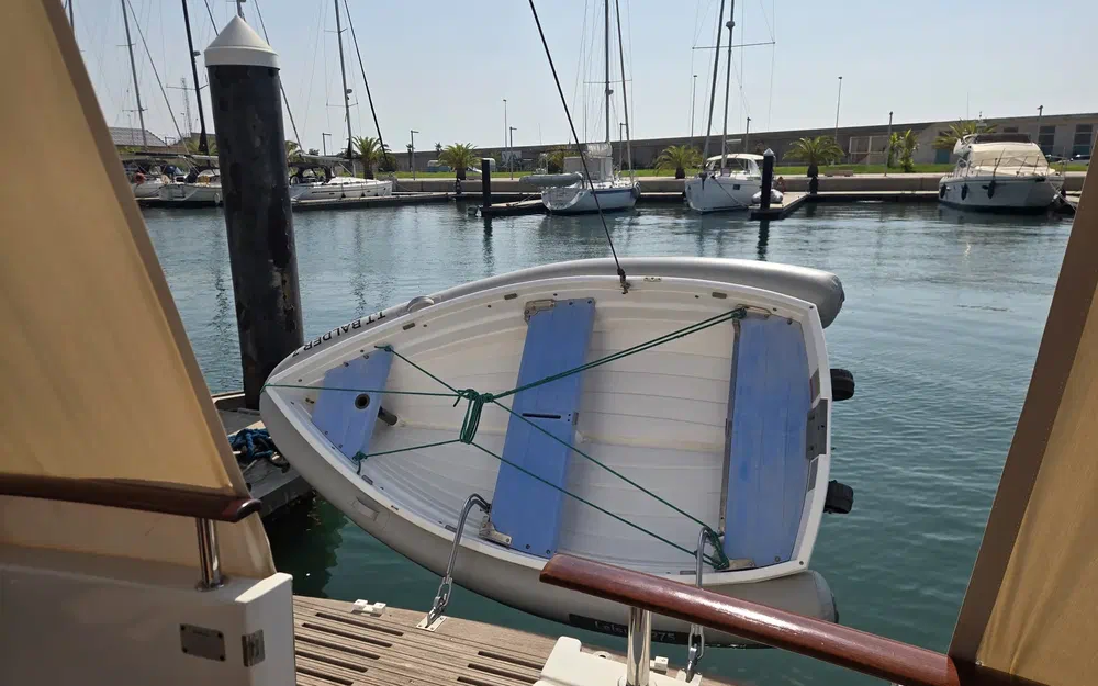slider 38 Beneteau Swift Trawler 42