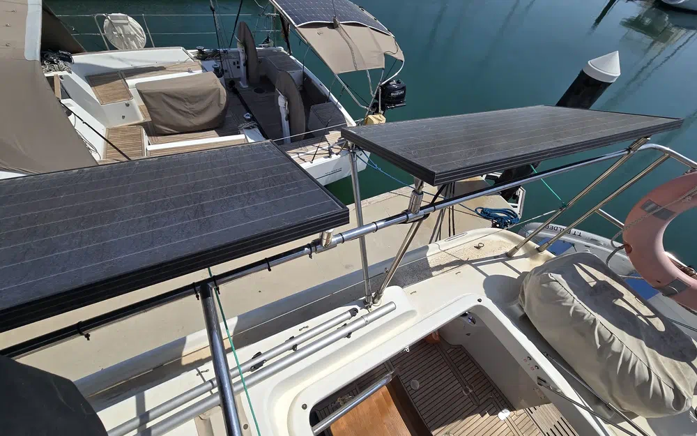 slider 46 Beneteau Swift Trawler 42