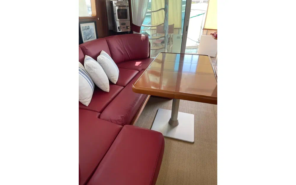 slider 8 Beneteau Swift Trawler 42