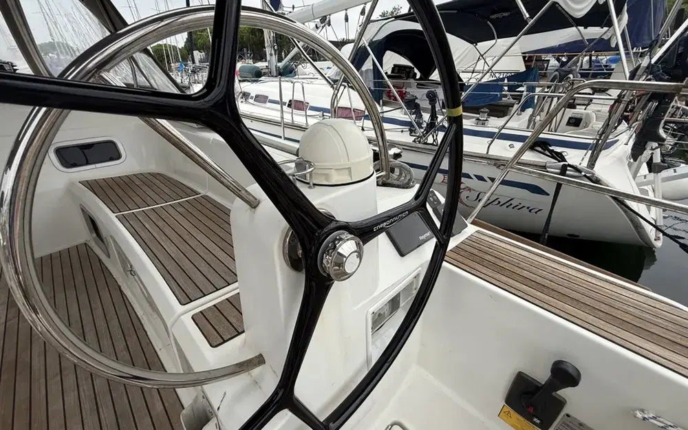slider 22 Jeanneau Sun Odyssey 519