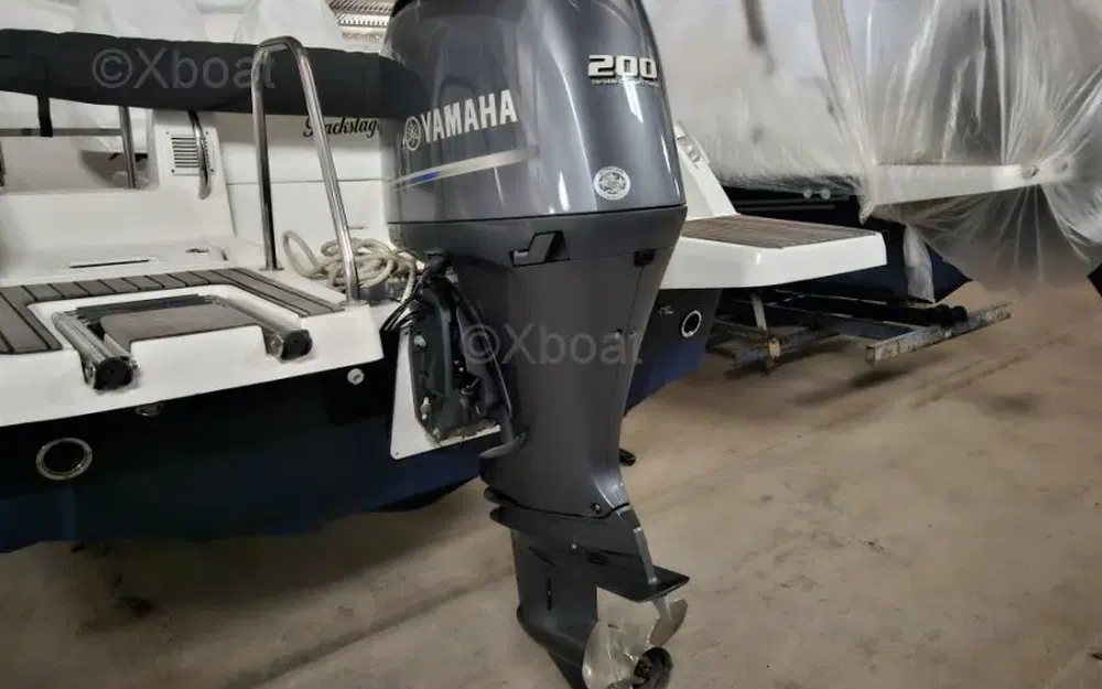 slider 3 Jeanneau Cap Camarat 650