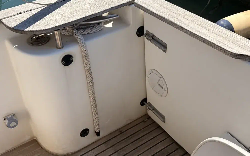 slider 15 Beneteau Antares 980