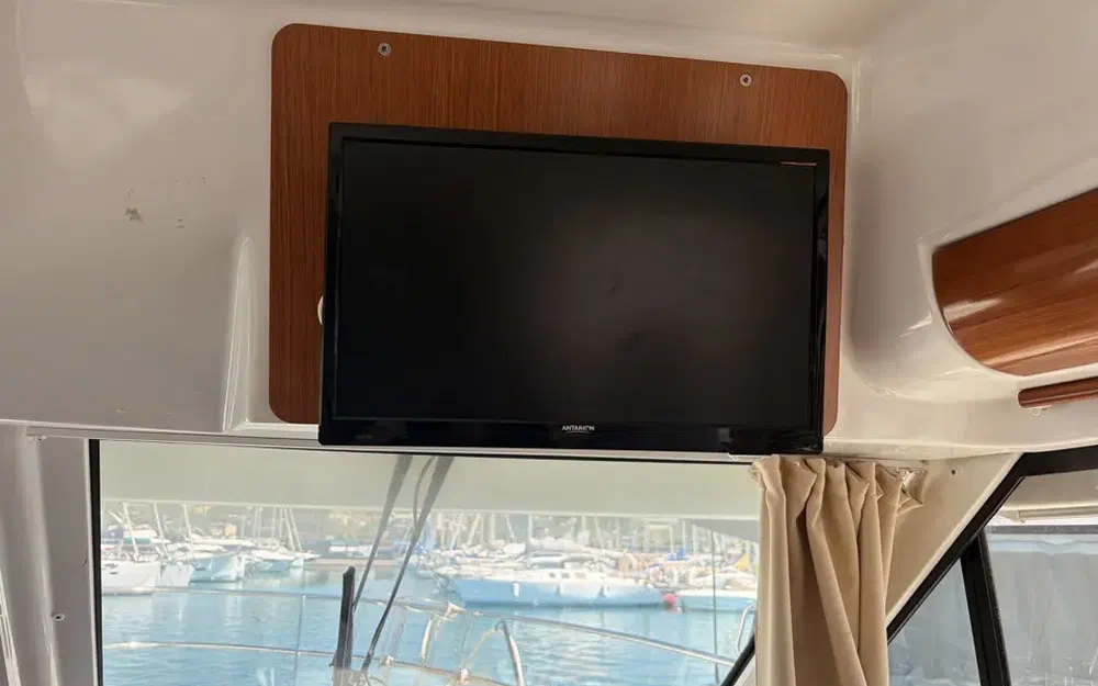 slider 23 Beneteau Antares 980