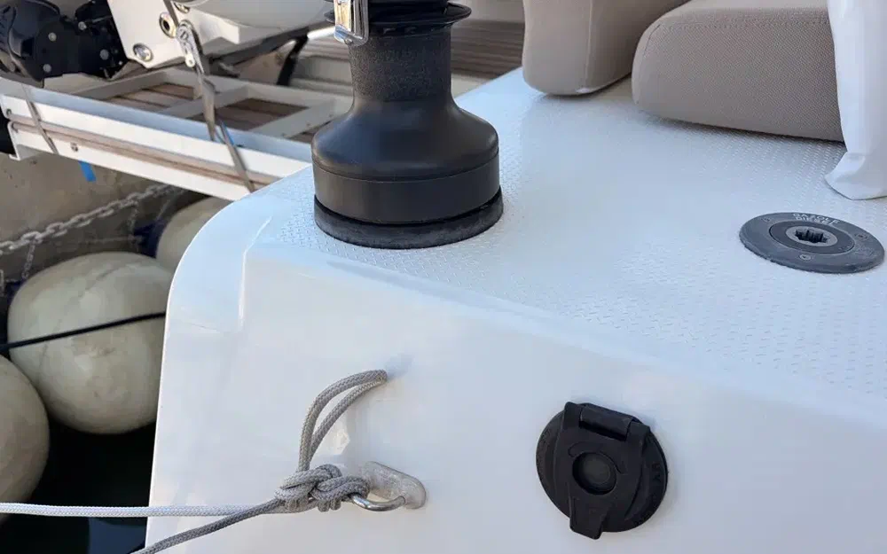 slider 67 Fountaine Pajot Aura 51