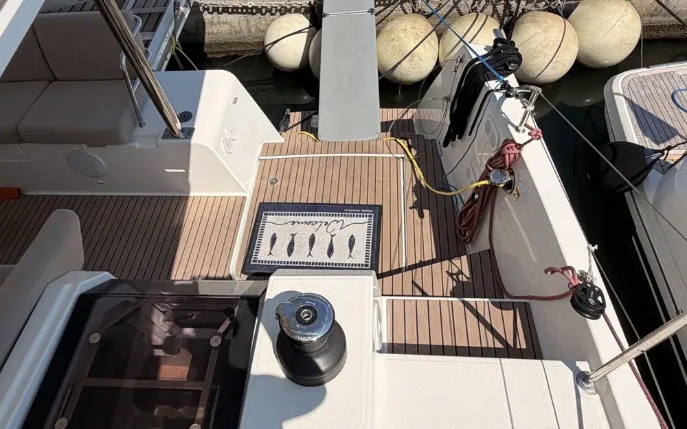 slider 79 Fountaine Pajot Aura 51