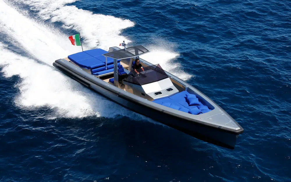 slider 3 Wally Tender 45