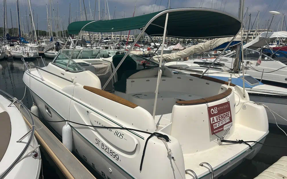 slider 8 Jeanneau Leader 805