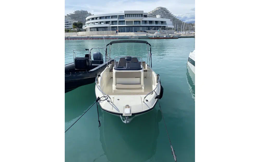 slider 1 Quicksilver Activ 605 Open