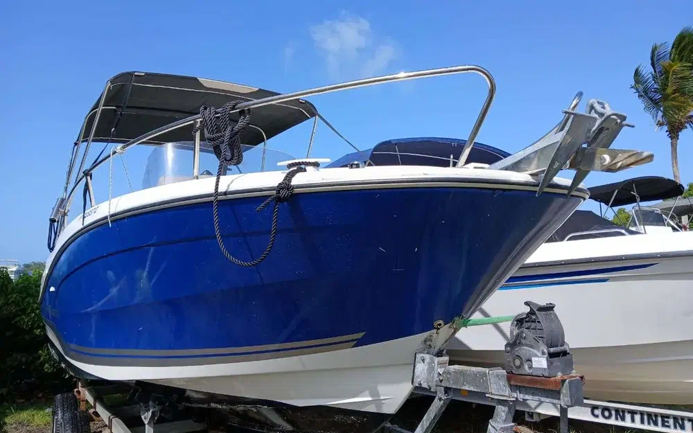 slider 1 Jeanneau Cap Camarat 6.5 CC Serie 3