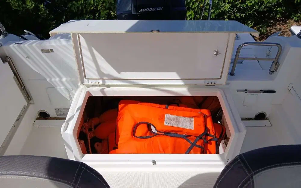 slider 26 Jeanneau Cap Camarat 6.5 CC Serie 3