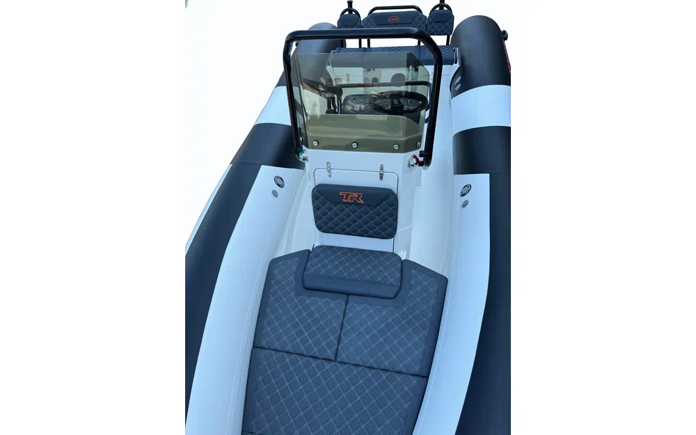 slider 3 3D Tender TR6 100cv