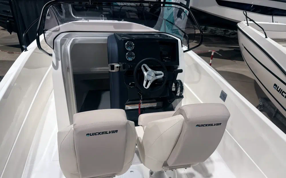 slider 6 Quicksilver Activ 705 open