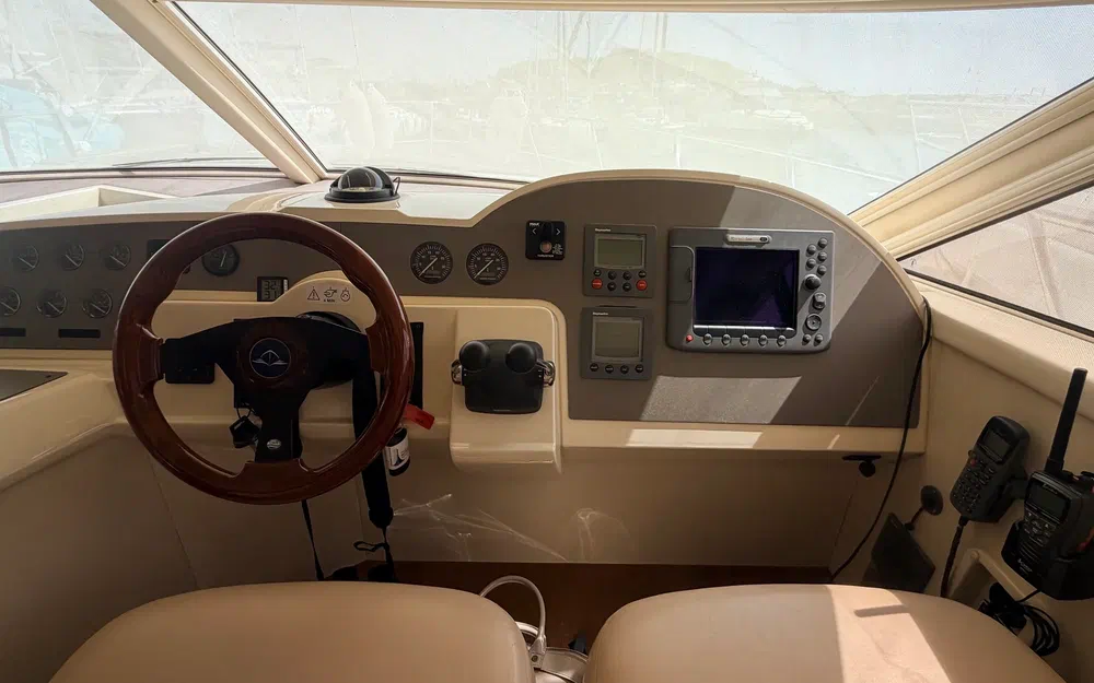 slider 23 Sealine F 42/5