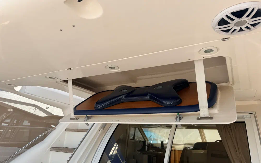 slider 34 Sealine F 42/5