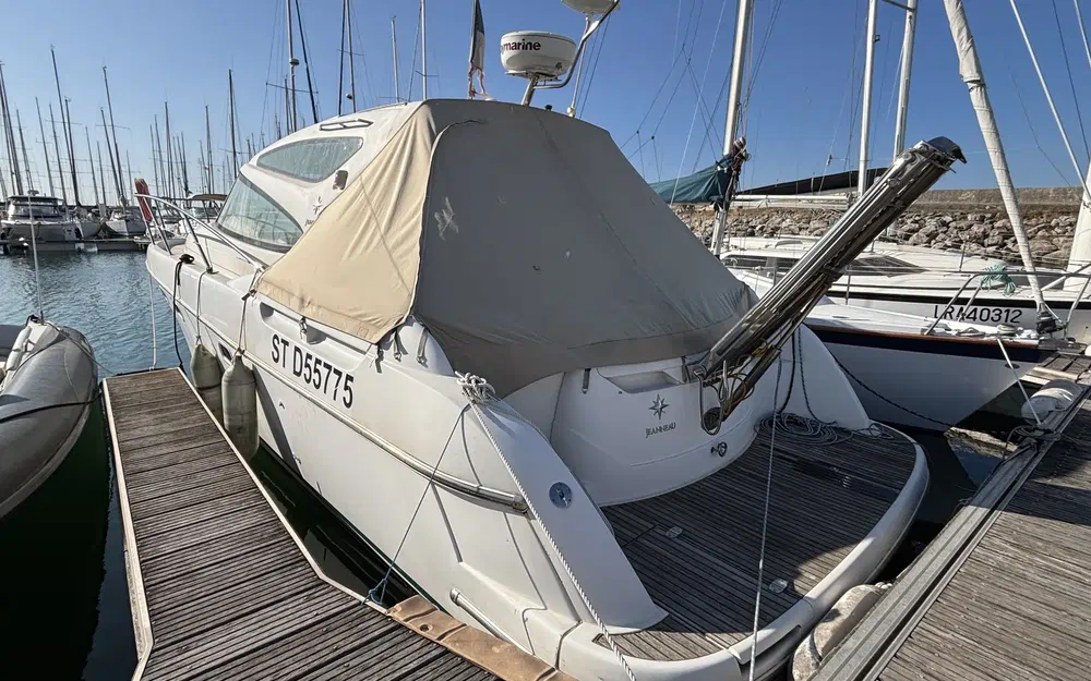 slider 16 Prestige Yachts Prestige 34 hard top