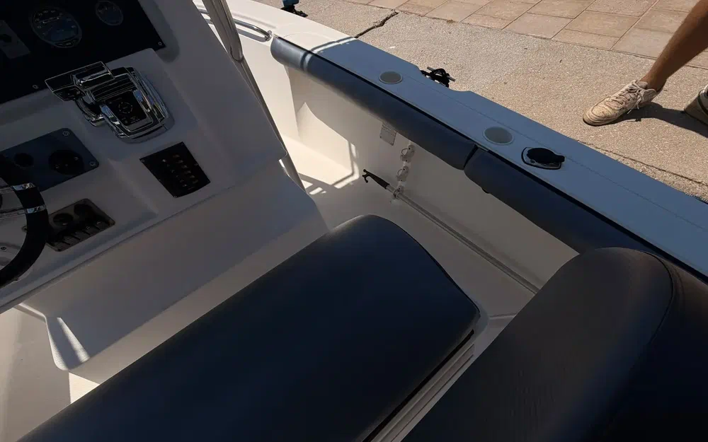 slider 13 Bayliner Trophy