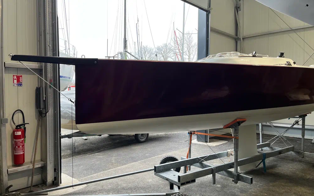 slider 9 J Boats J 7 (J seven)