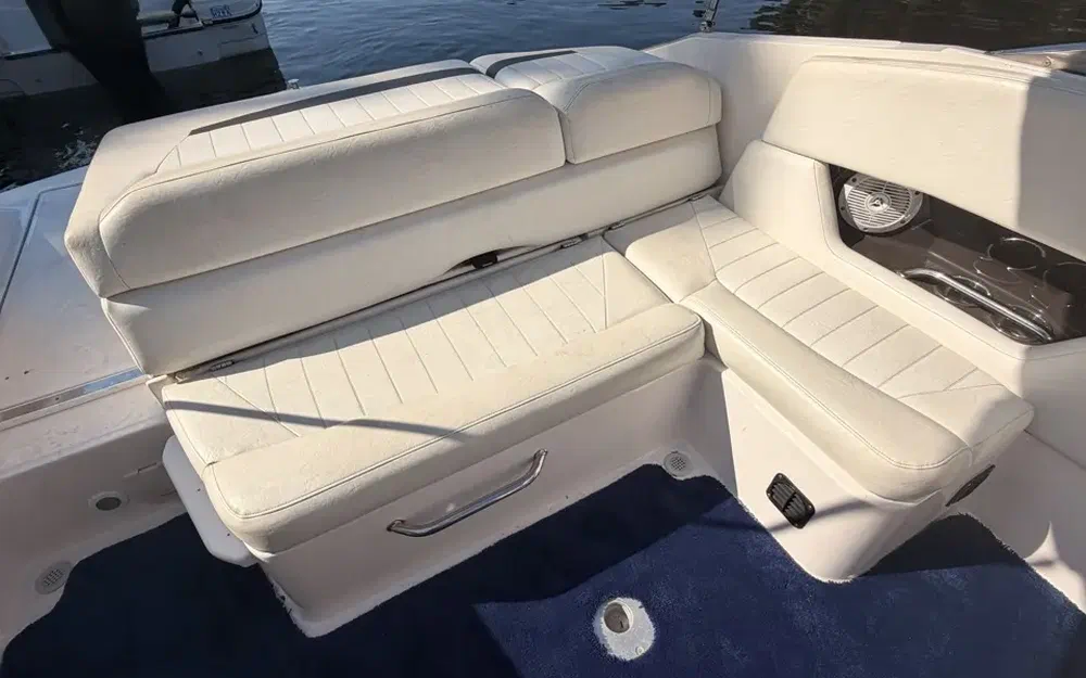 slider 16 Regal 2250 Cuddy