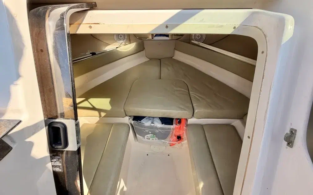 slider 22 Regal 2250 Cuddy
