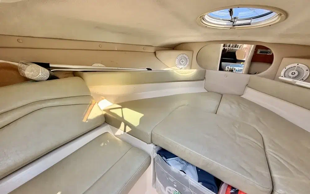 slider 24 Regal 2250 Cuddy
