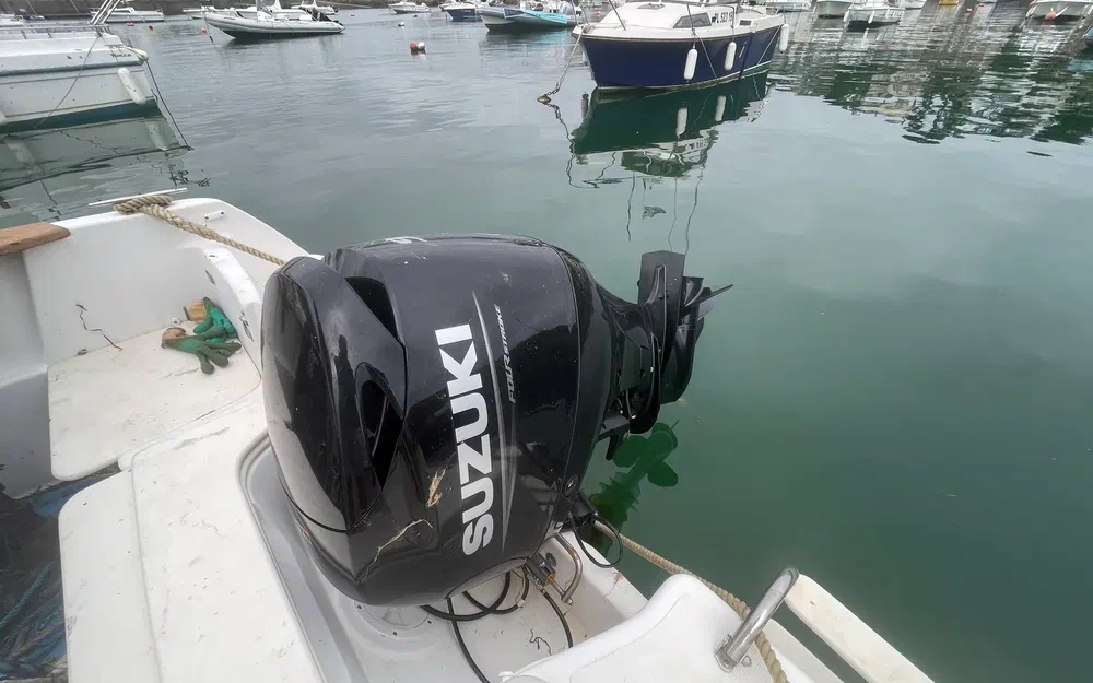 slider 7 Jeanneau Merry Fisher 585