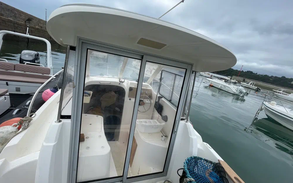 slider 5 Jeanneau Merry Fisher 585