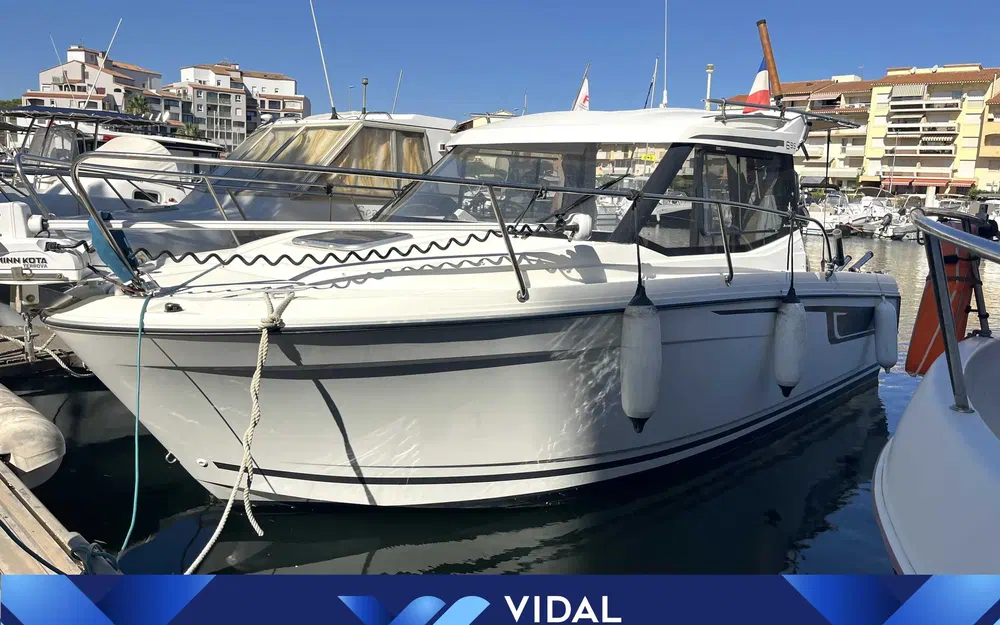 slider 13 Jeanneau Merry Fisher 695