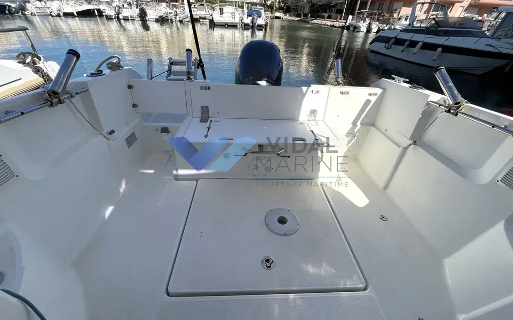 slider 8 Jeanneau Merry Fisher 695