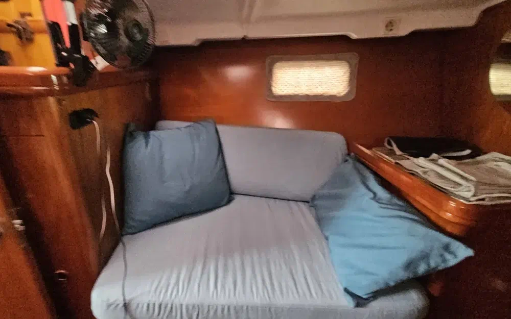 slider 11 Beneteau Oceanis 411 Clipper